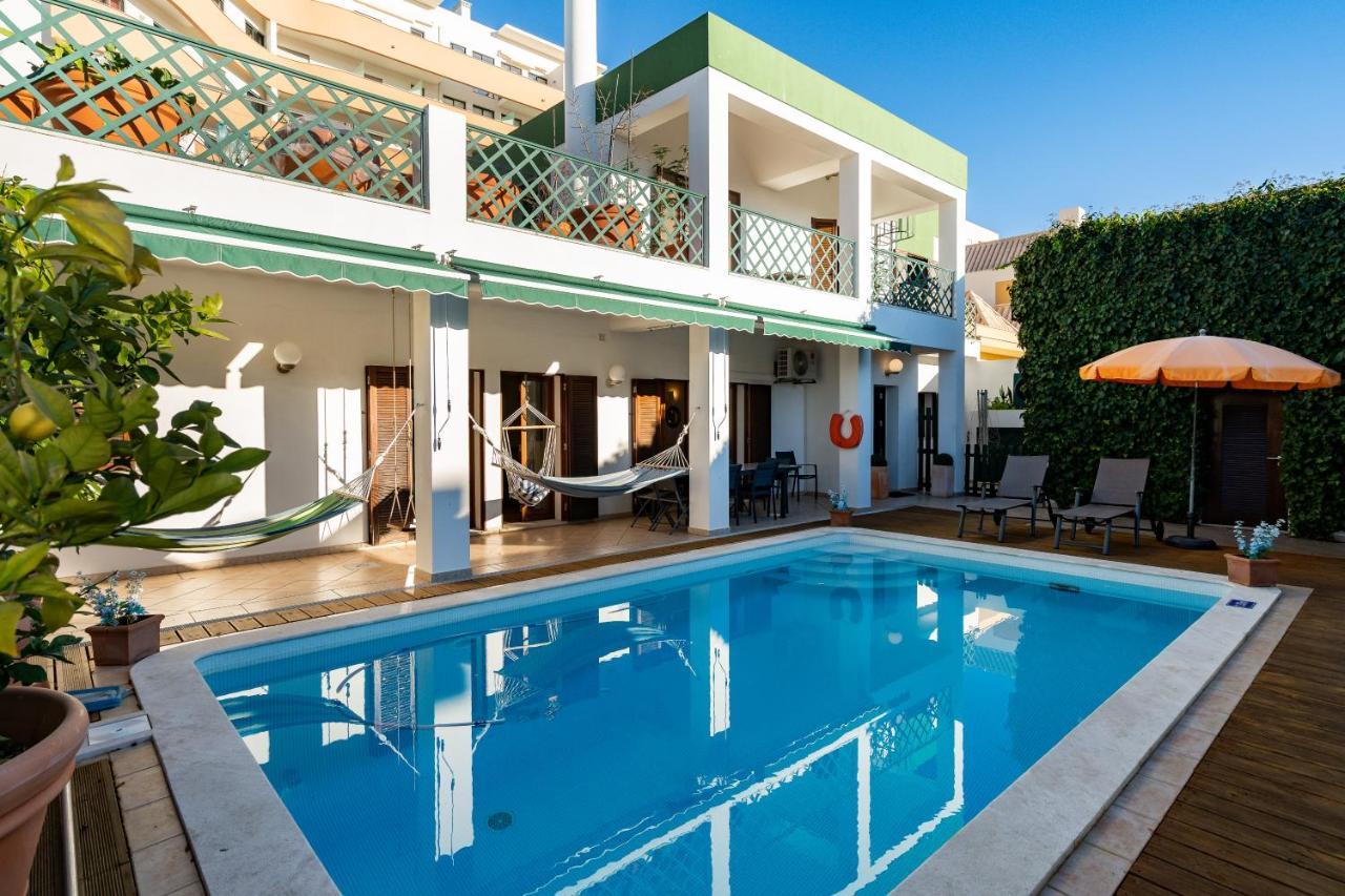 Holiday Villa In Elite Residential Area Of Faro Exterior photo